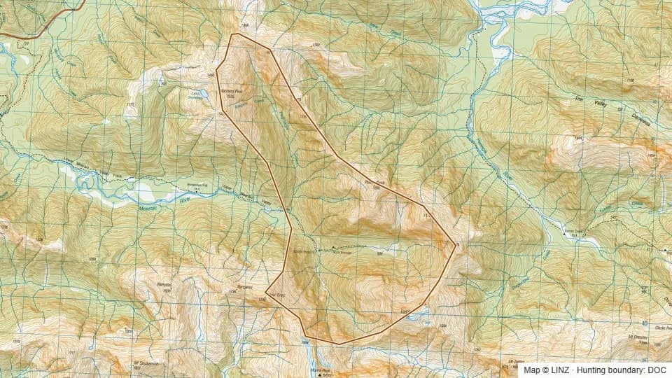 Topographic map of 69 - Upper Moeraki in West Coast, New Zealand, with the DOC hunting boundary outlined.