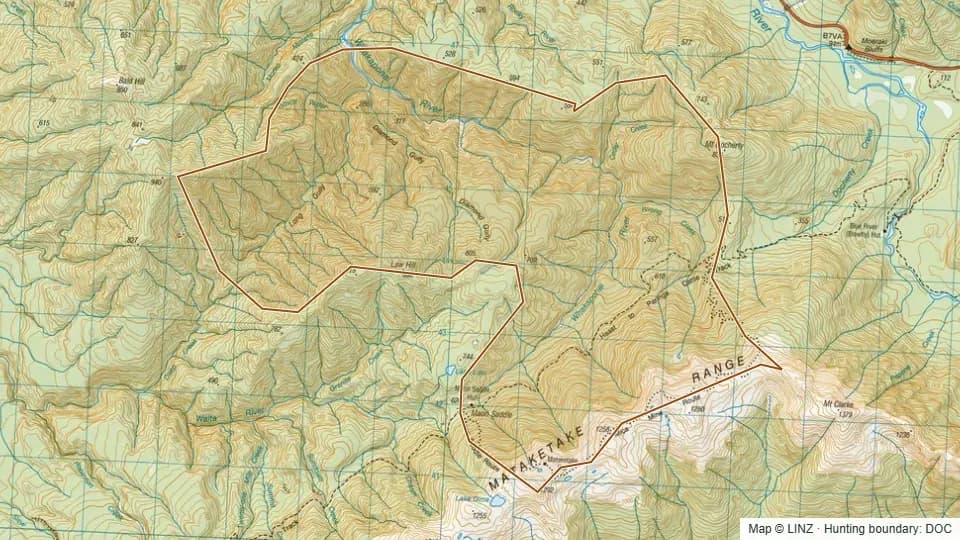 Topographic map of 70 - Whakapohai in West Coast, New Zealand, with the DOC hunting boundary outlined.