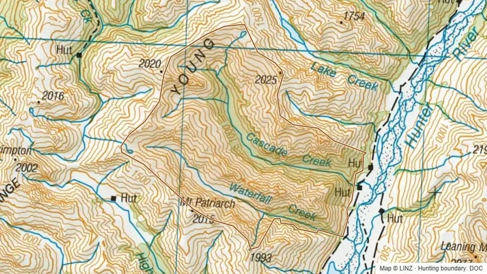 Topographic map of Cascade Creek in Otago, New Zealand, with the DOC hunting boundary outlined.