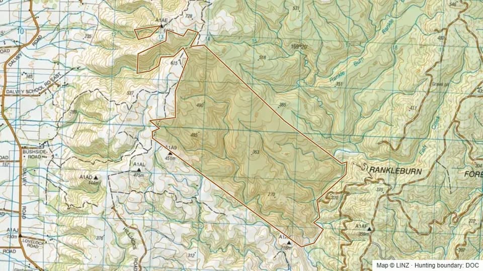 Topographic map of Cattle Flat - Blue Mountains in Otago, New Zealand, with the DOC hunting boundary outlined.