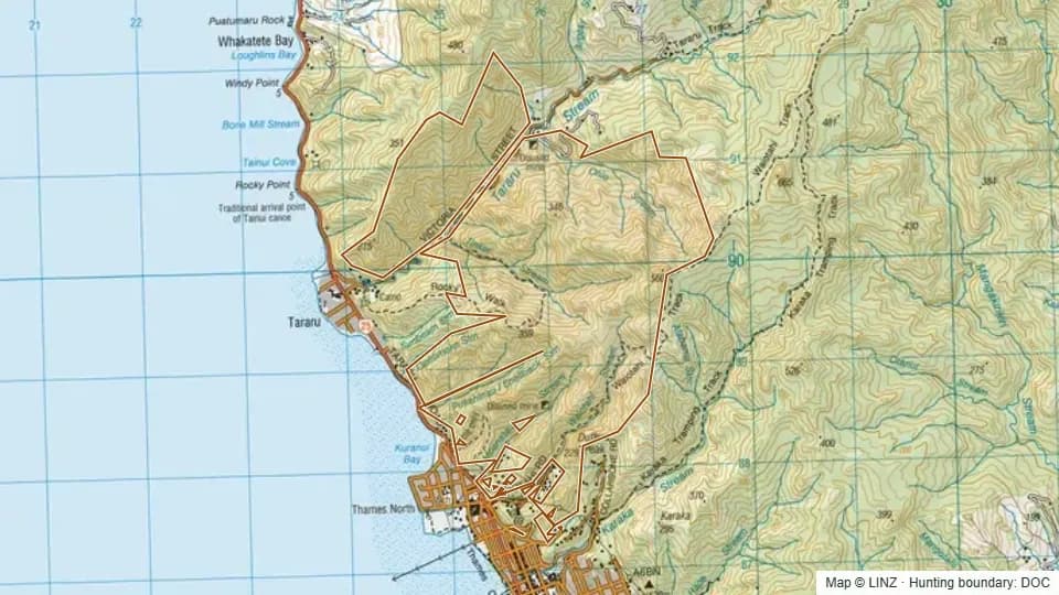 Topographic map of Conservation Area - Tararu in Waikato, New Zealand, with the DOC hunting boundary outlined.