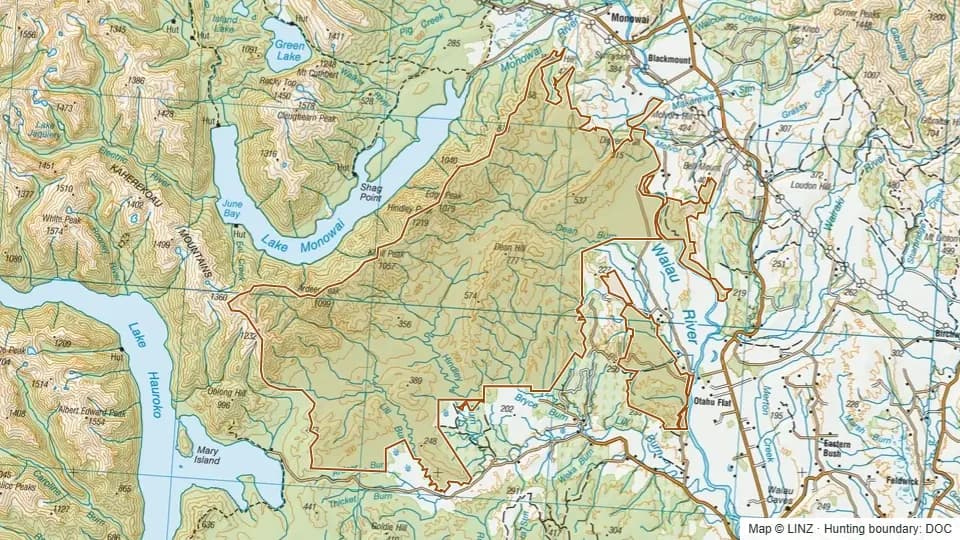 Topographic map of Dean Forest and adjacent PCL in Southland, New Zealand, with the DOC hunting boundary outlined.