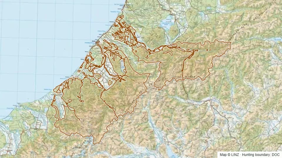 Topographic map of Hokitika in West Coast, New Zealand, with the DOC hunting boundary outlined.