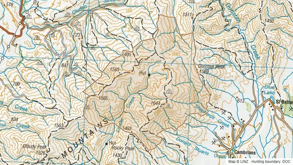 Topographic map of Lauder Basin in Otago, New Zealand, with the DOC hunting boundary outlined.