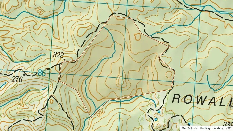 Topographic map of Lindsay Ecological Area in Southland, New Zealand, with the DOC hunting boundary outlined.