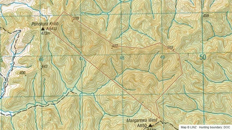 Topographic map of Mahoe Growth & Preservation of Timber Reser in Taranaki, New Zealand, with the DOC hunting boundary outlined.