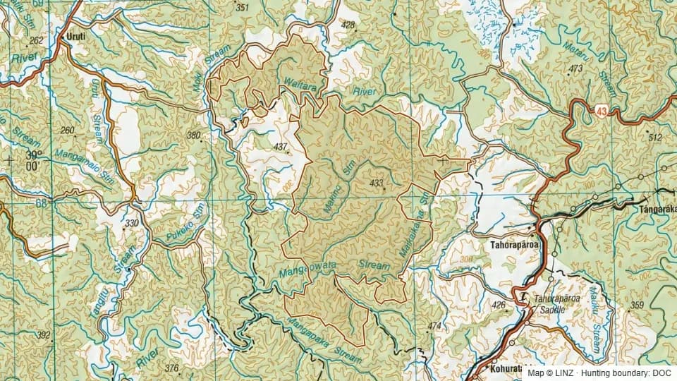 Topographic map of Makino Conservation Area in Taranaki, New Zealand, with the DOC hunting boundary outlined.