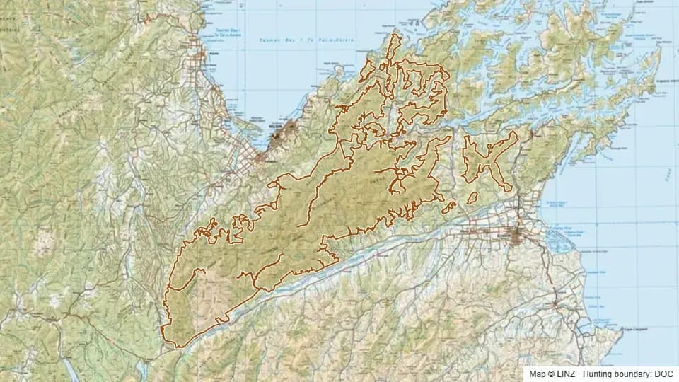 Topographic map of Mt Richmond Forest Park (includes adjacent Public Conservation Land) in Marlborough, New Zealand, with the DOC hunting boundary outlined.