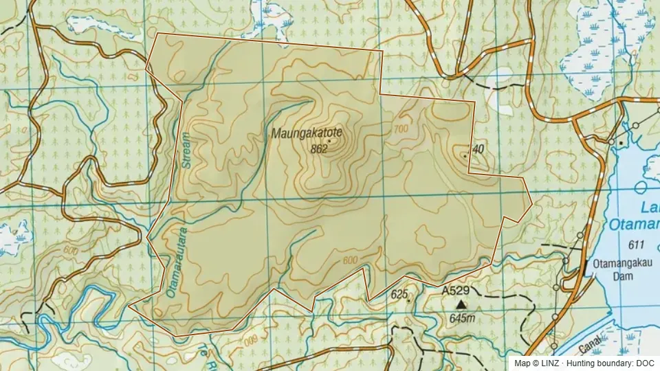 Topographic map of Otamarautara Stream Scenic Reserve in Manawatu-Wanganui, New Zealand, with the DOC hunting boundary outlined.