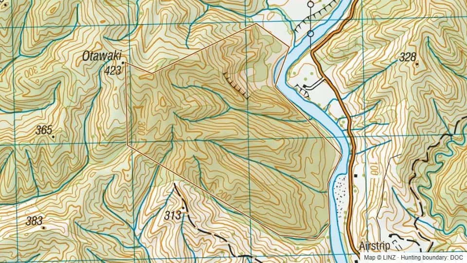 Topographic map of Otawaki Scenic Reserve in Manawatu-Wanganui, New Zealand, with the DOC hunting boundary outlined.