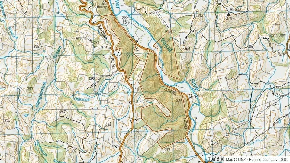 Topographic map of Otoru Scenic Reserve in Waikato, New Zealand, with the DOC hunting boundary outlined.