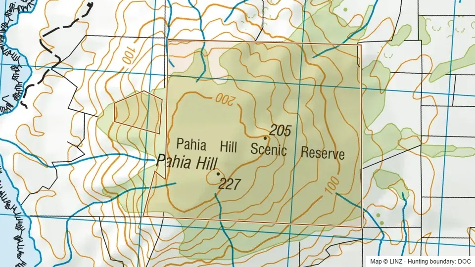 Topographic map of Pahia Hill Scenic Reserve in Southland, New Zealand, with the DOC hunting boundary outlined.