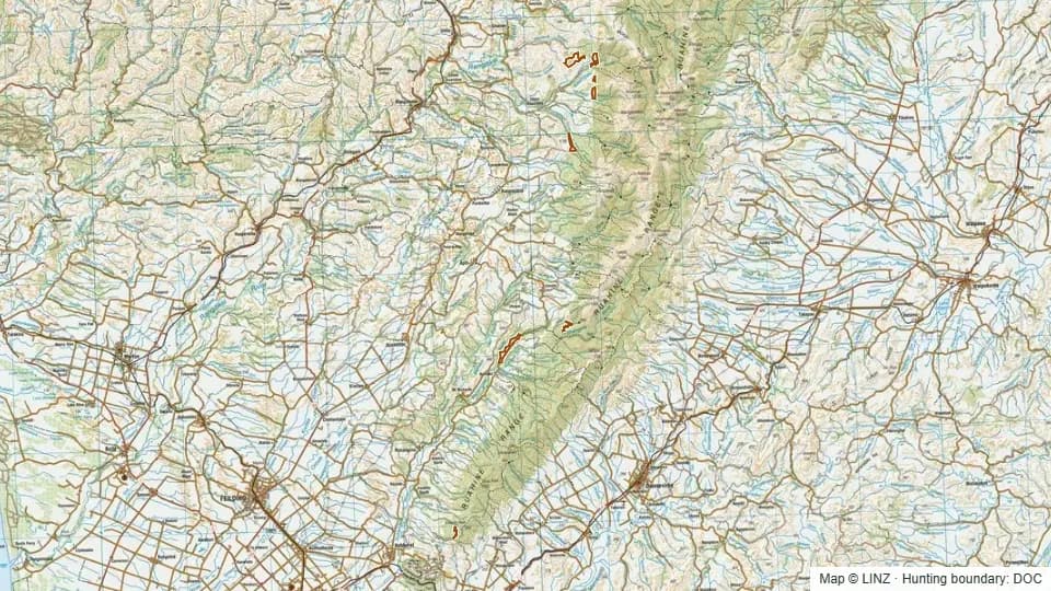 Topographic map of Ruahine Forest (West) Conservation Area in Manawatu-Wanganui, New Zealand, with the DOC hunting boundary outlined.