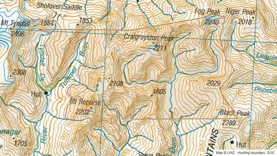 Topographic map of Sharks Tooth in Otago, New Zealand, with the DOC hunting boundary outlined.