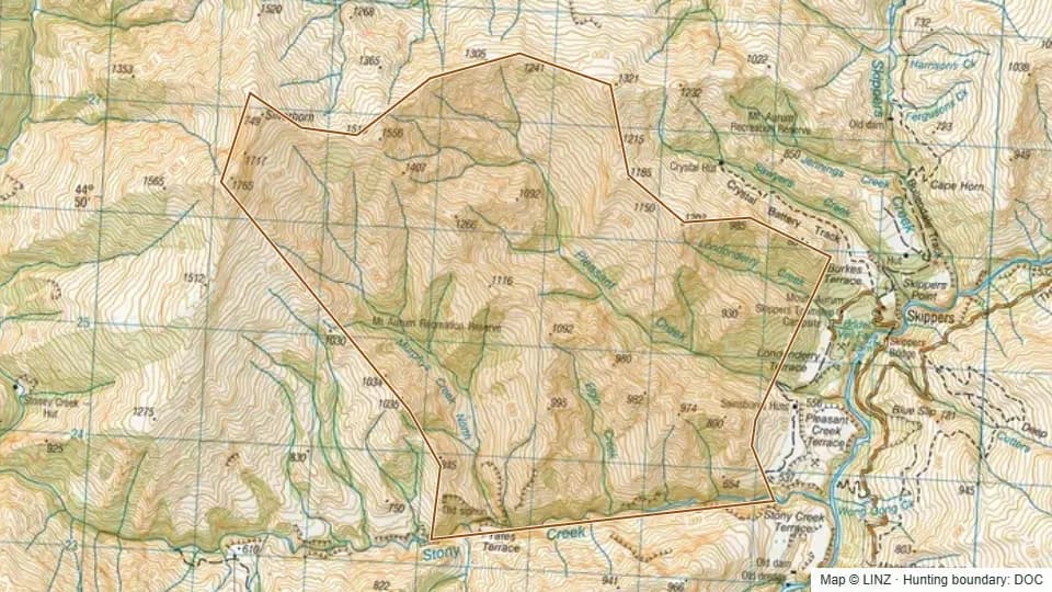 Topographic map of Silverhorn in Otago, New Zealand, with the DOC hunting boundary outlined.