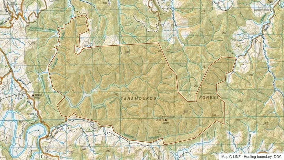 Topographic map of Taramoukou Conservation Area in Taranaki, New Zealand, with the DOC hunting boundary outlined.