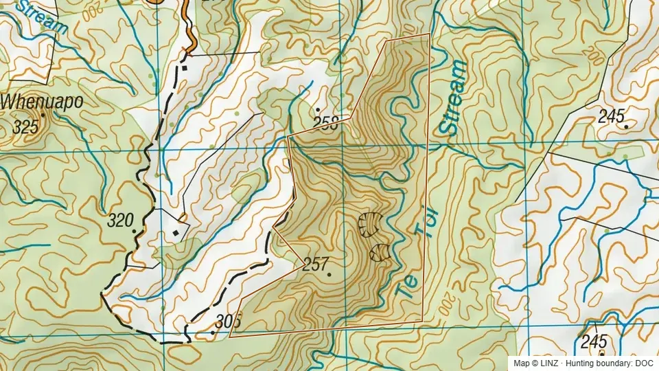 Topographic map of Te Toi Stream Scenic Reserve in Waikato, New Zealand, with the DOC hunting boundary outlined.
