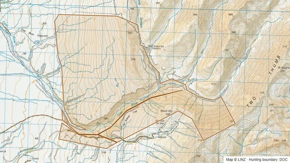 Topographic map of Tekapo Ski Area in Canterbury, New Zealand, with the DOC hunting boundary outlined.