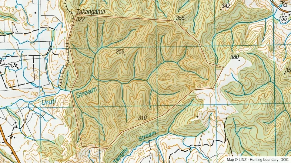 Topographic map of Uruti Scenic Reserve in Taranaki, New Zealand, with the DOC hunting boundary outlined.