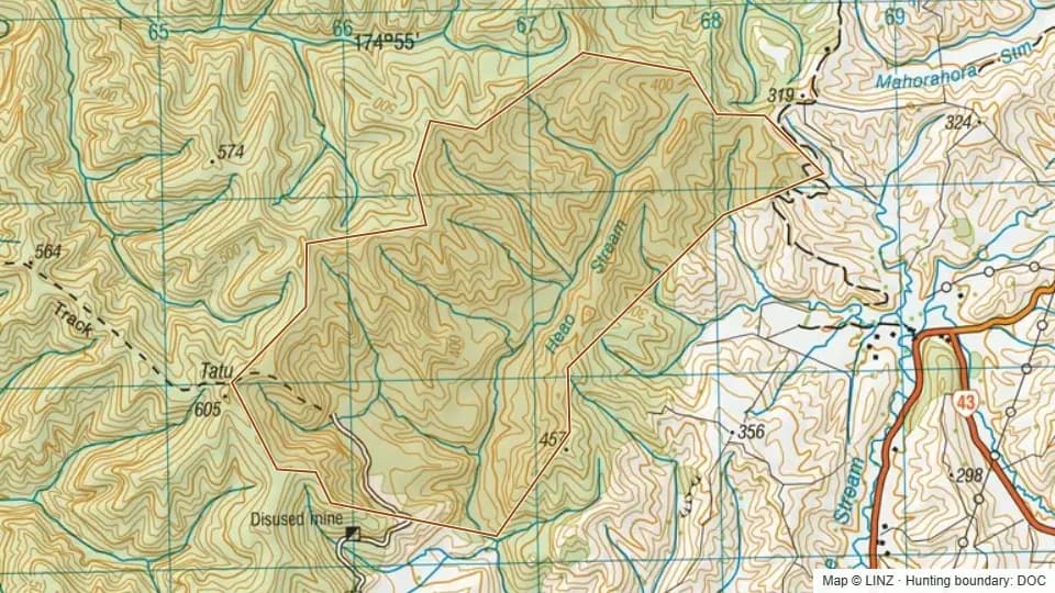 Topographic map of Waiaraia Scenic Reserve in Manawatu-Wanganui, New Zealand, with the DOC hunting boundary outlined.