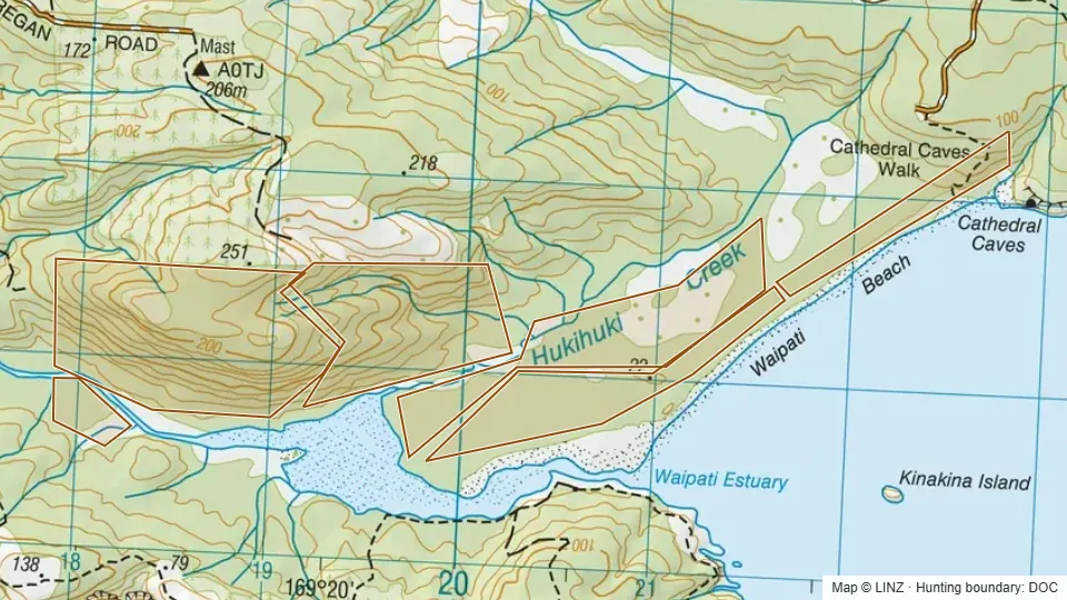 Topographic map of Waipati in Otago, New Zealand, with the DOC hunting boundary outlined.
