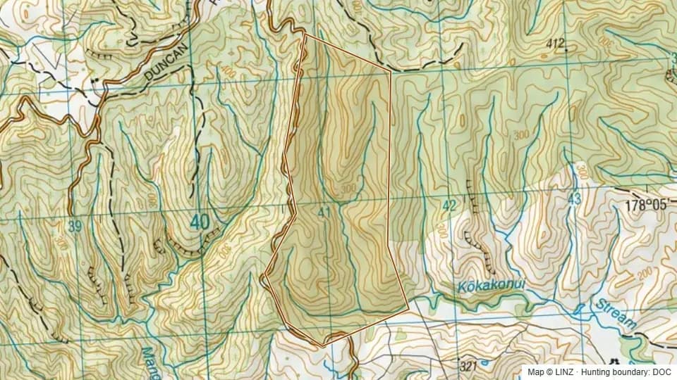 Topographic map of Whakaroa Scenic Reserve in Gisborne, New Zealand, with the DOC hunting boundary outlined.