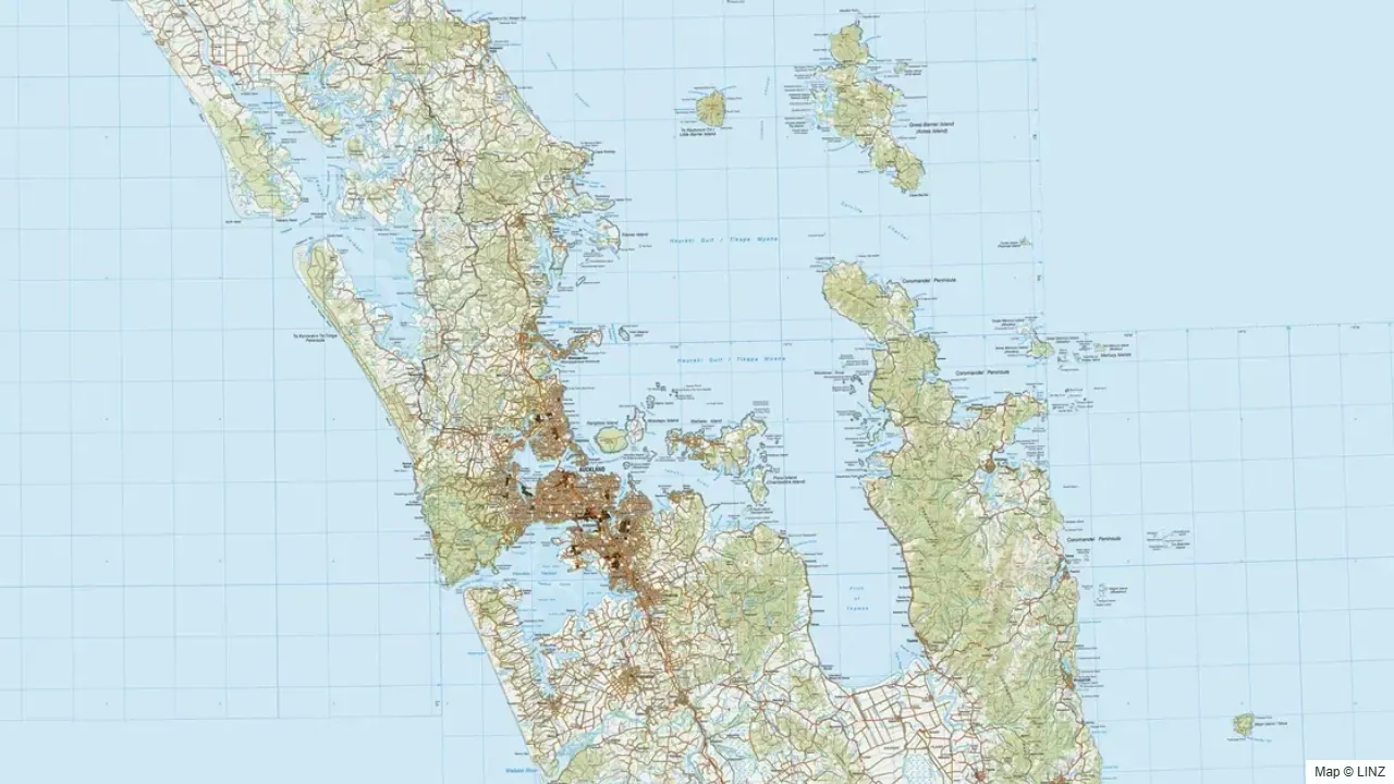 Topographic map of the Auckland hunting region in New Zealand, showing the surrounding terrain and coastline where visible.